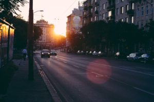 Jak kupować używane auto? Przyda się ktoś doświadczony. Samochody sprzedaż używane